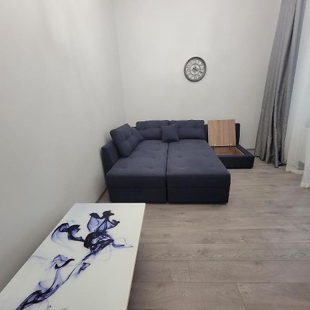 Warm & Cozy Apartment In The Heart Of Historical 리비프 외부 사진